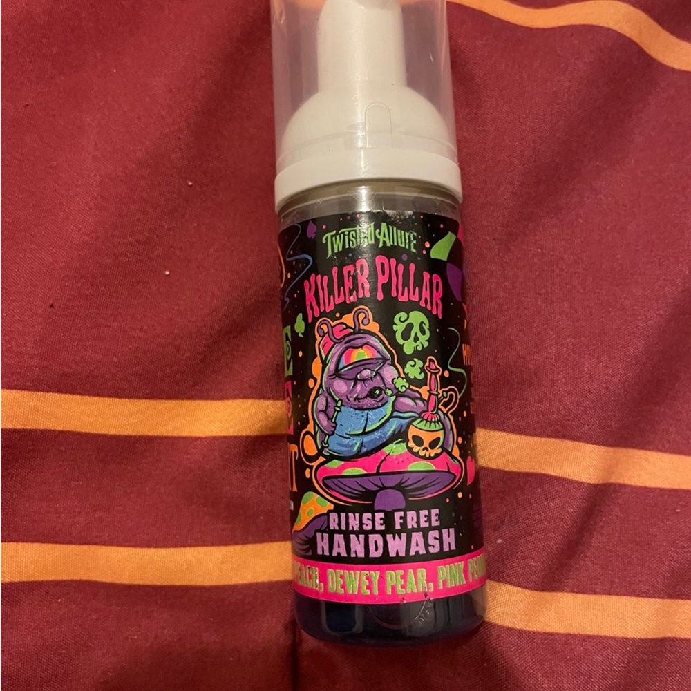 Twisted allure rinse free hand wash